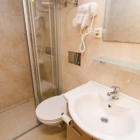 Eddie's Sea View Old Town دوبروفينك