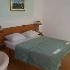 Eddie's Sea View Old Town 3*