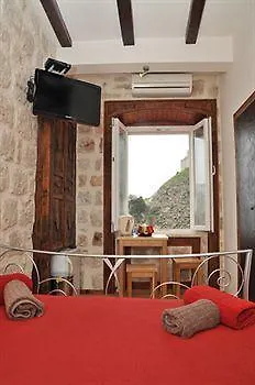 Pensionat Eddie's Sea View Old Town 3*