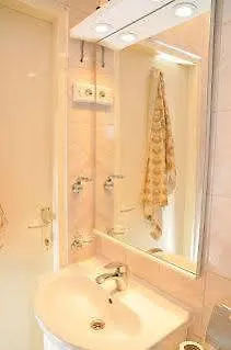 Eddie's Sea View Old Town Gasthof 3*