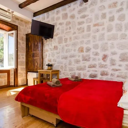 Eddie's Sea View Old Town Дубровник