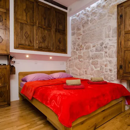 Vendégház Eddie's Sea View Old Town 3*