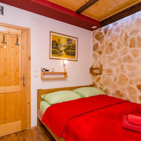 Eddie's Sea View Old Town Vendégház 3*